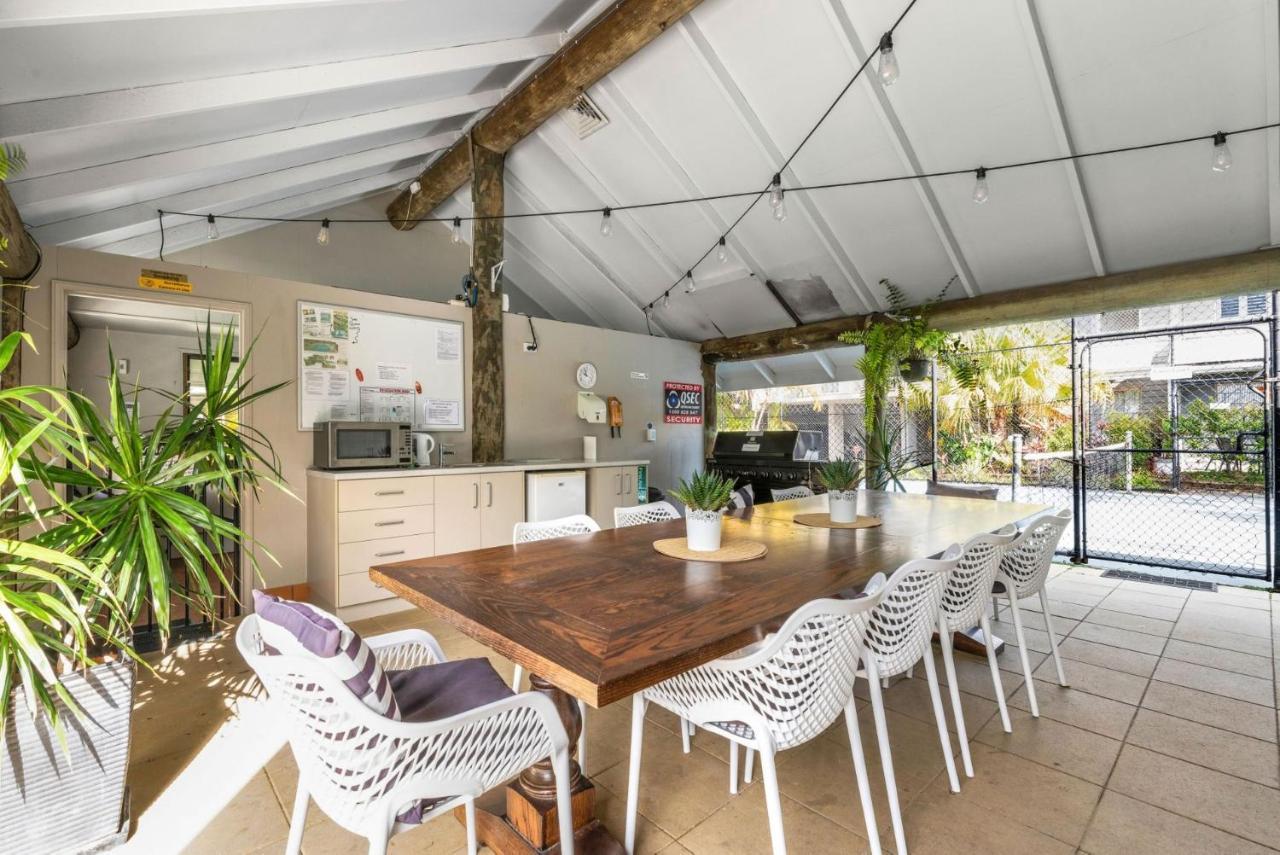 Pelican Beach Resort Noosaville Exteriör bild
